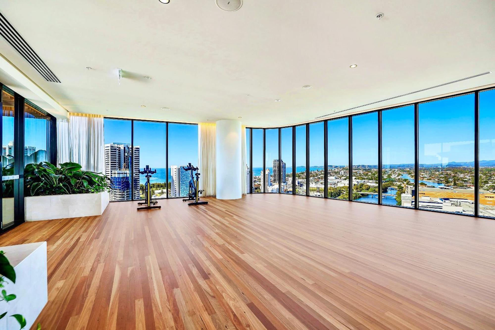 Luxury S Casino Residences Broadbeach - Paradise Gold Coast